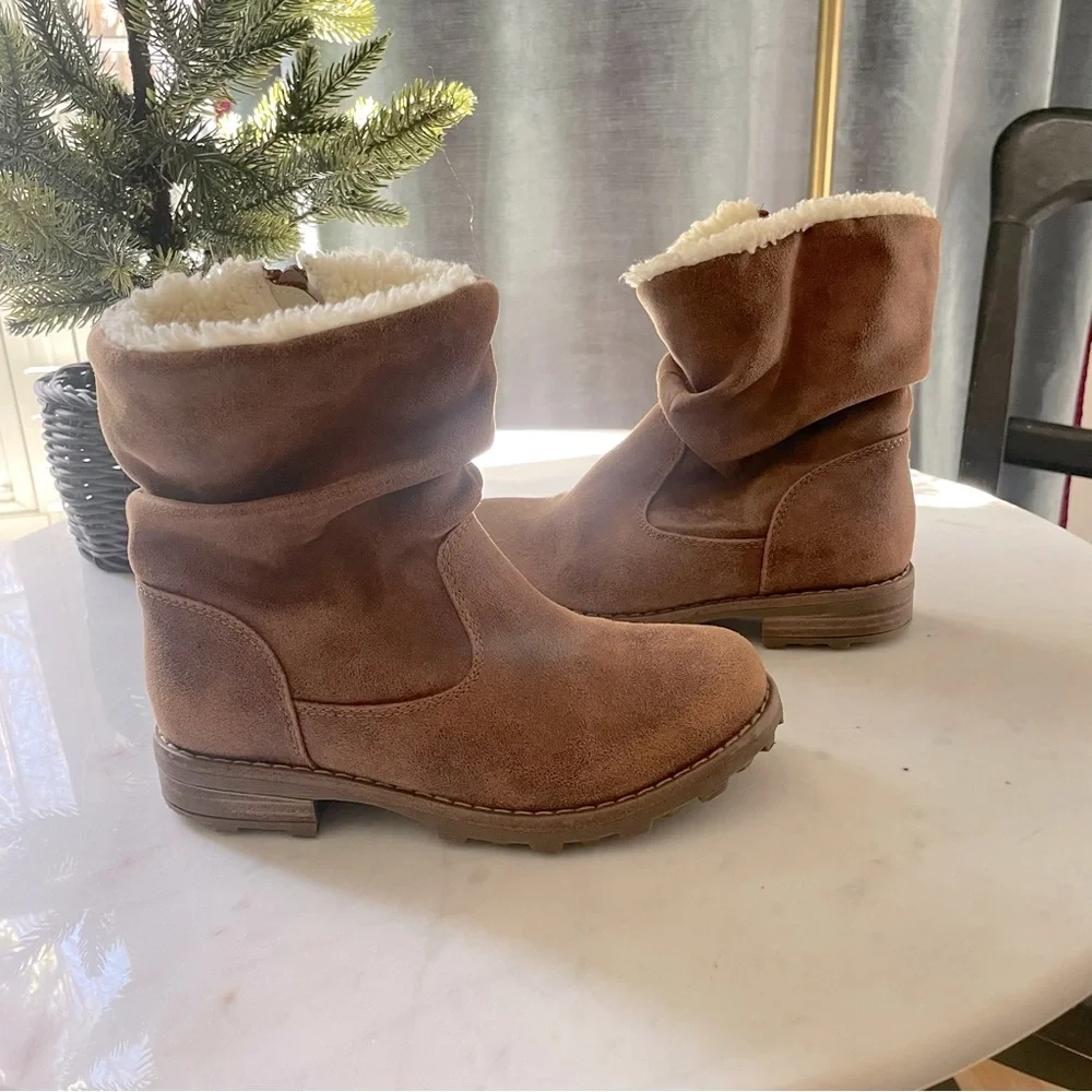 - EVA & ZOE Girl's 'SCRUNCHIE' Tan TALL BOOT - 12